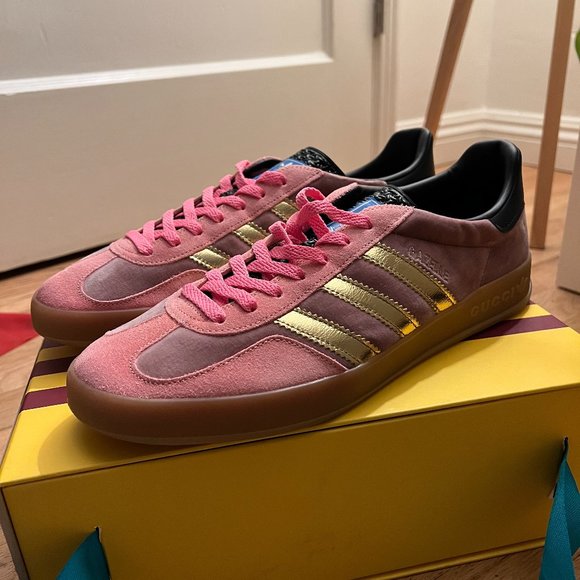 adidas x Gucci women's Gazelle sneaker pink velvet - Picture 1 of 8